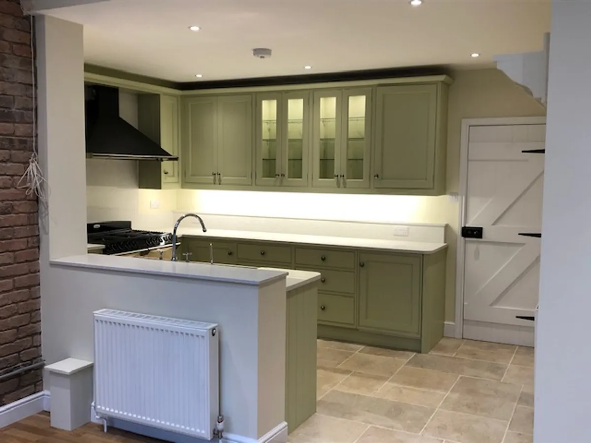 Barnet/green roof - Extension & Refurbishment construction project by Aldwick Building Company